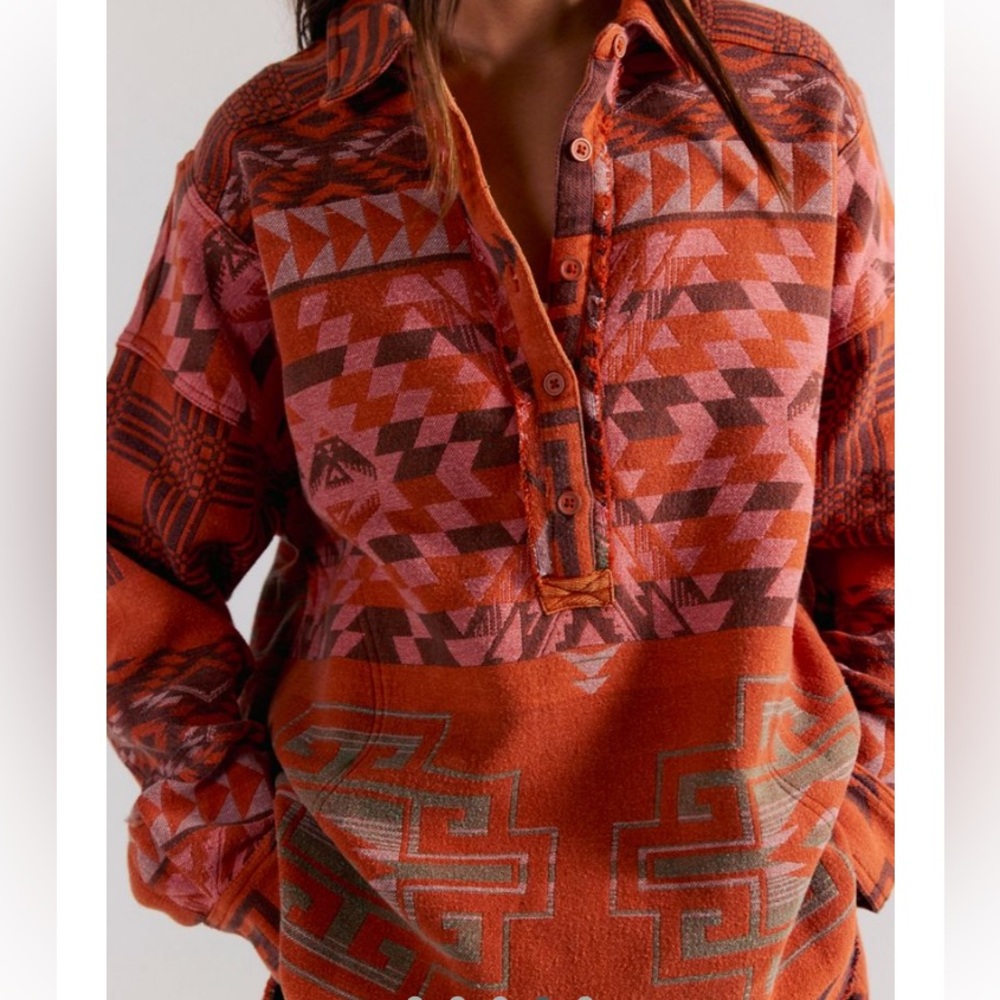 We The Free Arizona Sky Pullover.